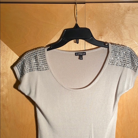 EXPRESS - Picture 4 of 4